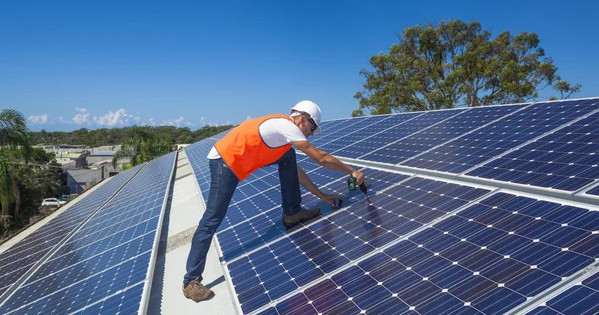 Les acteurs clés du solaire en toiture craignent pour les emplois Les acteurs clés du solaire en toiture craignent pour les emplois