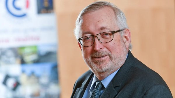 Hommage à Philippe Dutruc, ancien président de la CCI Hommage à Philippe Dutruc, ancien président de la CCI